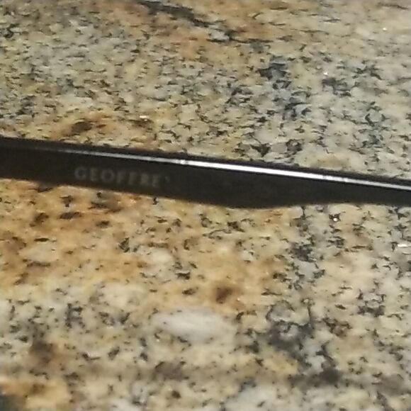 Geoffrey Beene 1GBS Tortoise 55 16 135 mm Black Plastic Sunglasses - Picture 7 of 14